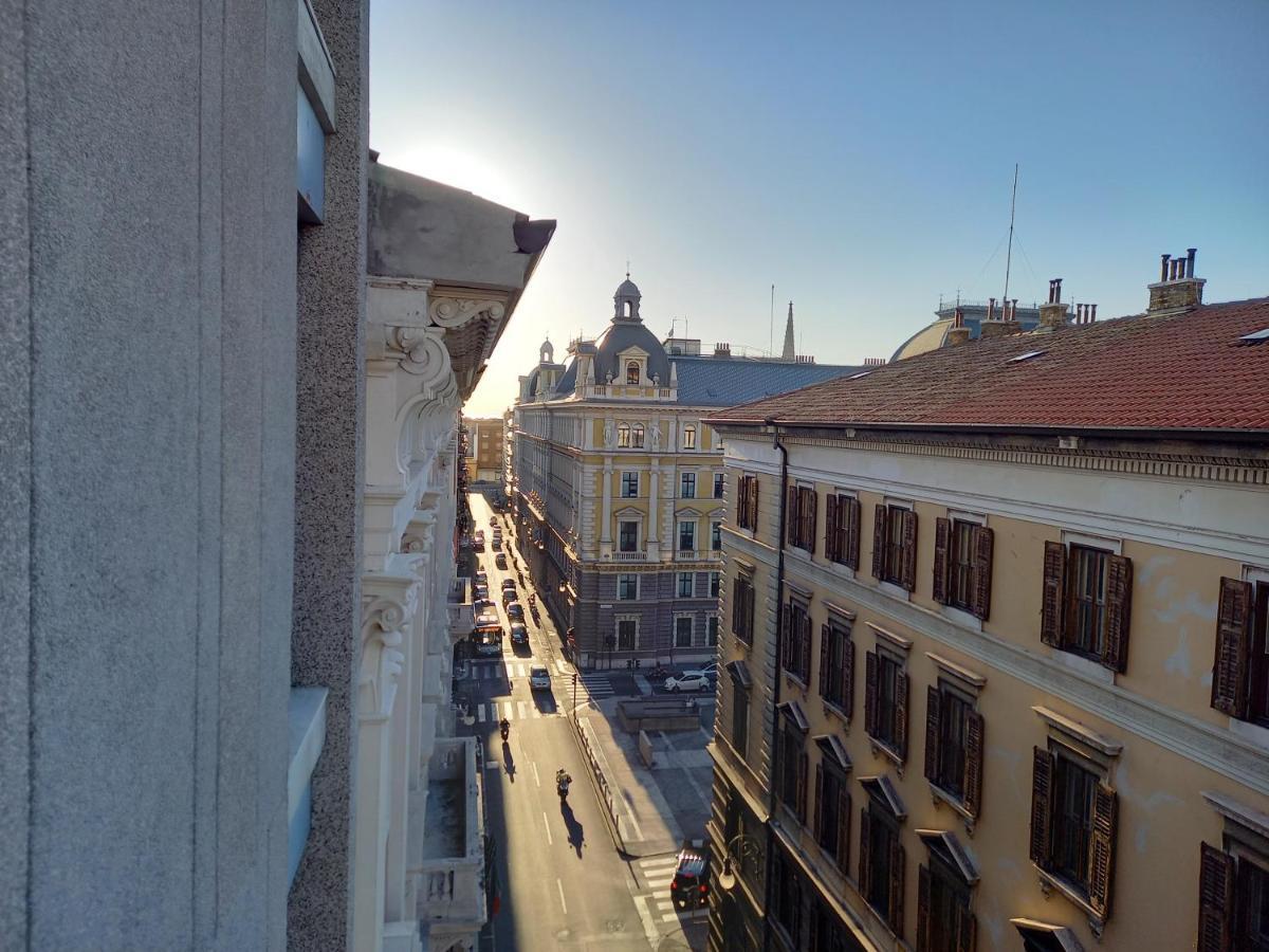 B&B I Filoksenia Trieste Bagian luar foto