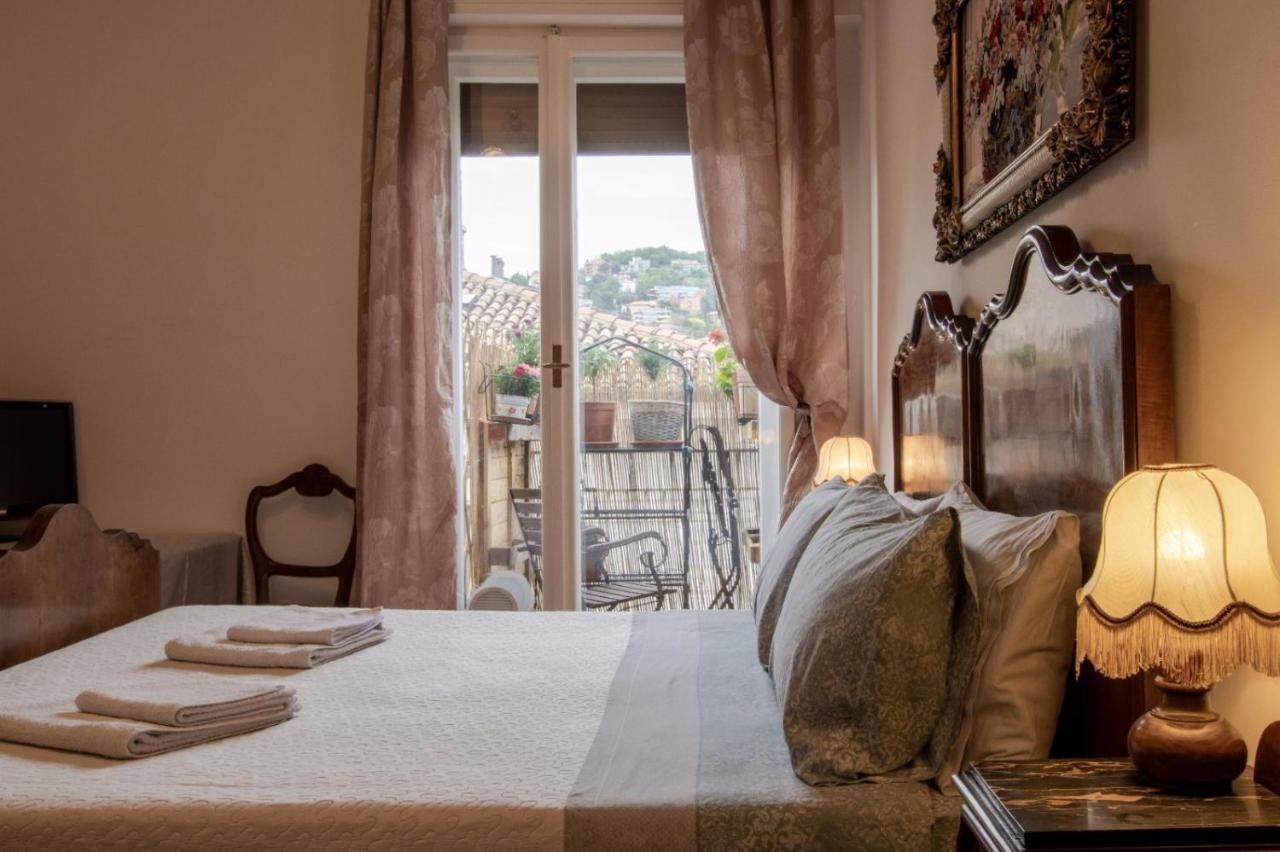 B&B I Filoksenia Trieste Bagian luar foto